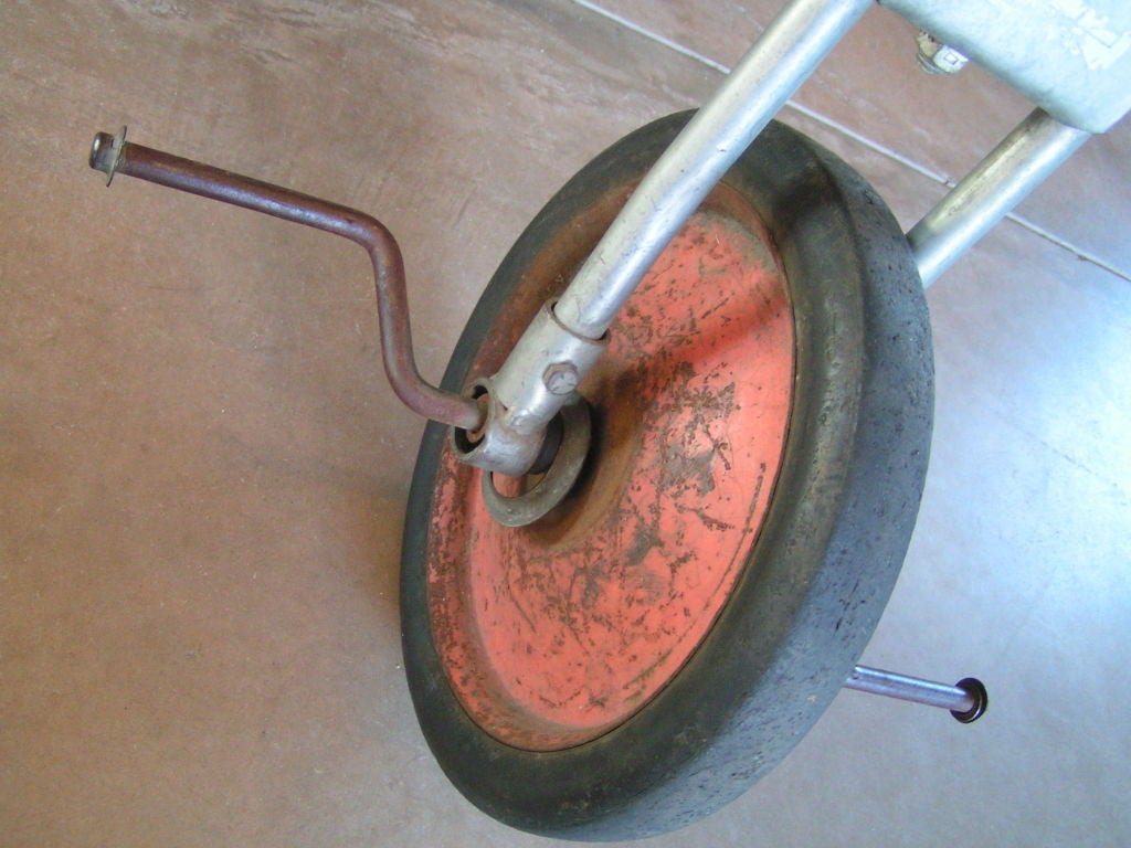 vintage angeles tricycle