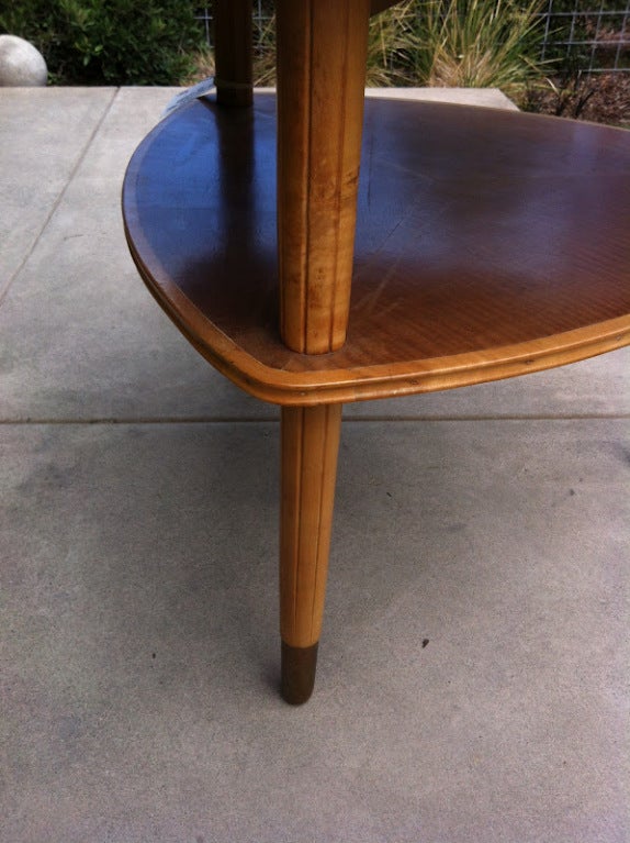 Tri-Form Two Tier Maple Table by Lazlo Hoenig In Excellent Condition For Sale In Napa, CA