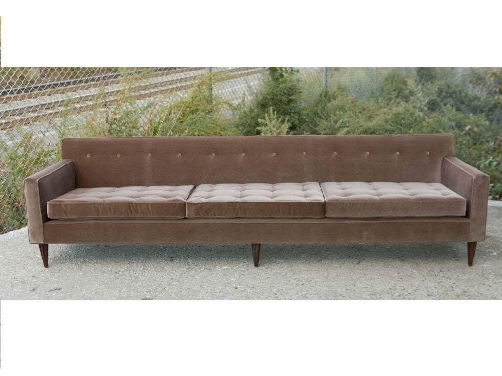 MidCentury Modern Sofa For Sale at 1stDibs