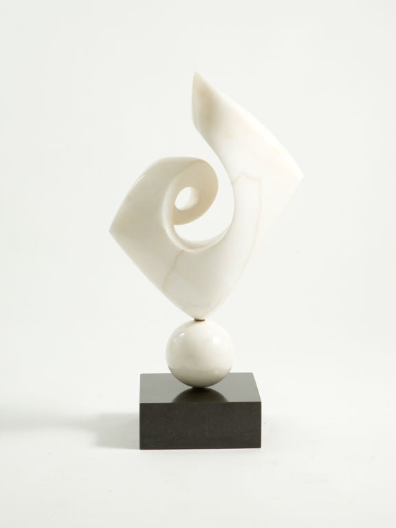 Thea Tewi Marble Sculpture In Good Condition For Sale In New York, NY