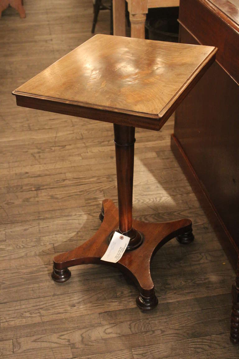 19th Century Occasional Table In Excellent Condition In New York, NY