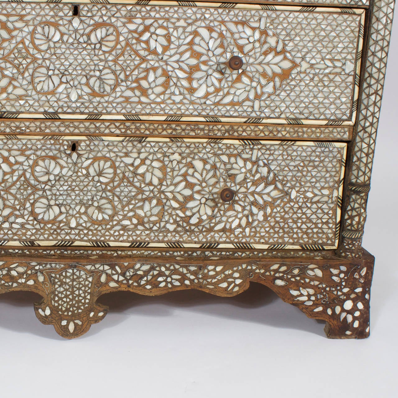 Exceptional Syrian Gentlemans Chest of Drawers 3