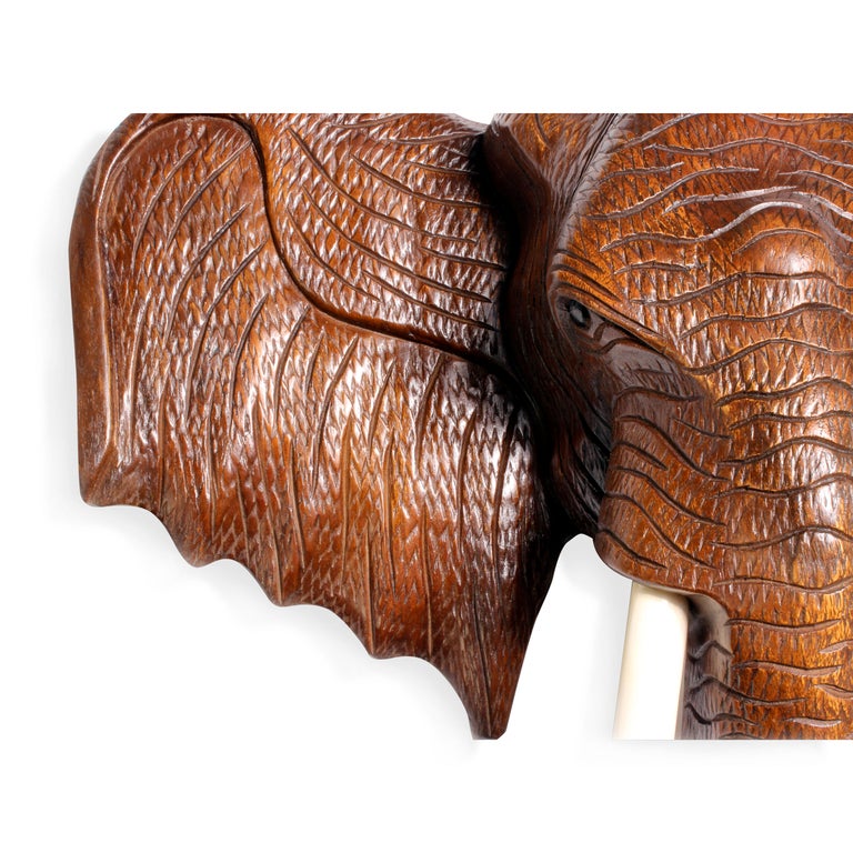 giant elephant head