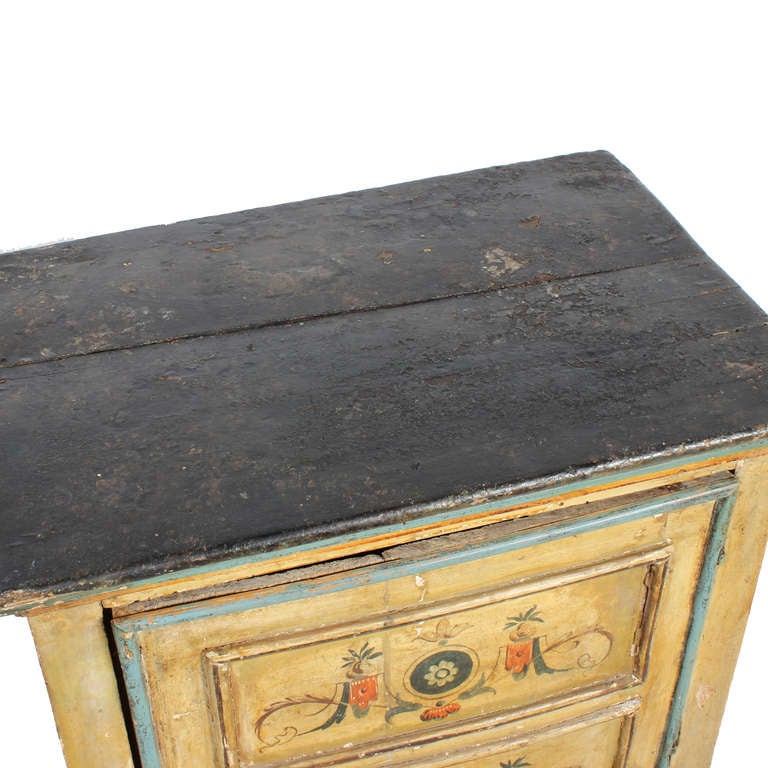 Late 18th C.or Early 19th C. Painted Italian Table 1