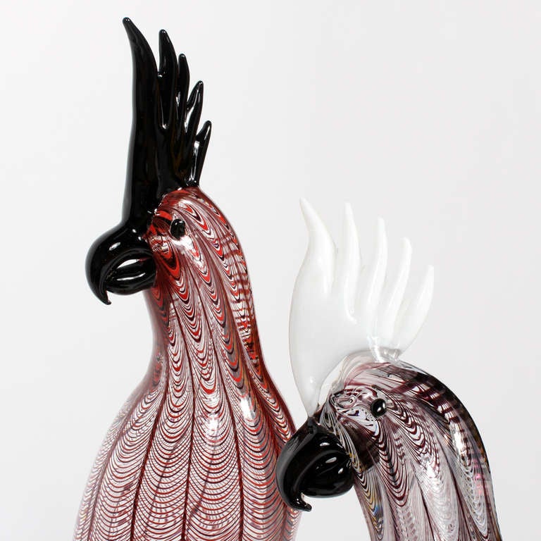 Glass Murano Style Parrots by Zanetti on Stand In Excellent Condition In Palm Beach, FL