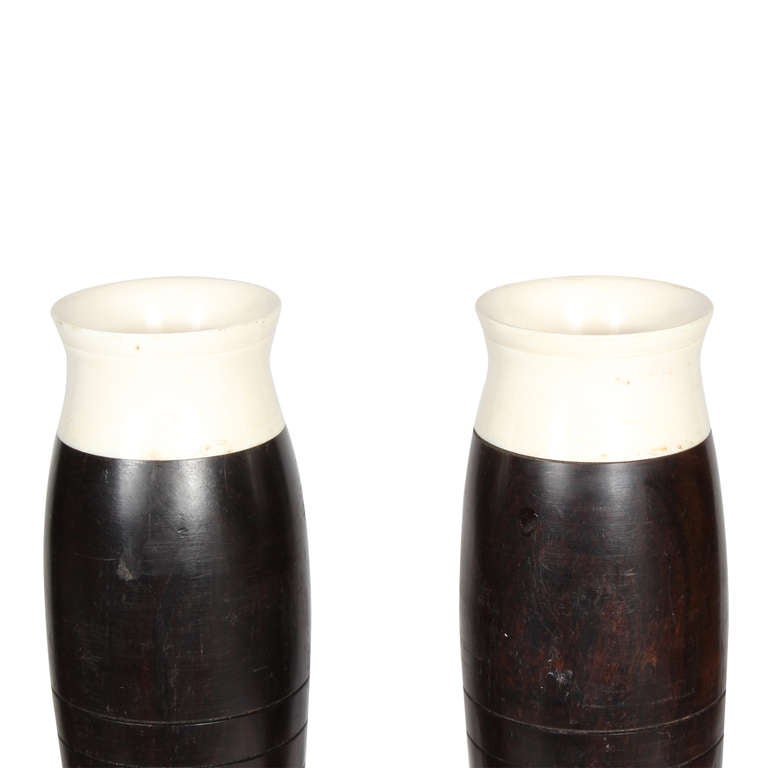 Pair of Tall Anglo-Indian Vases in Turned Rosewood with Bone Tops For Sale 2