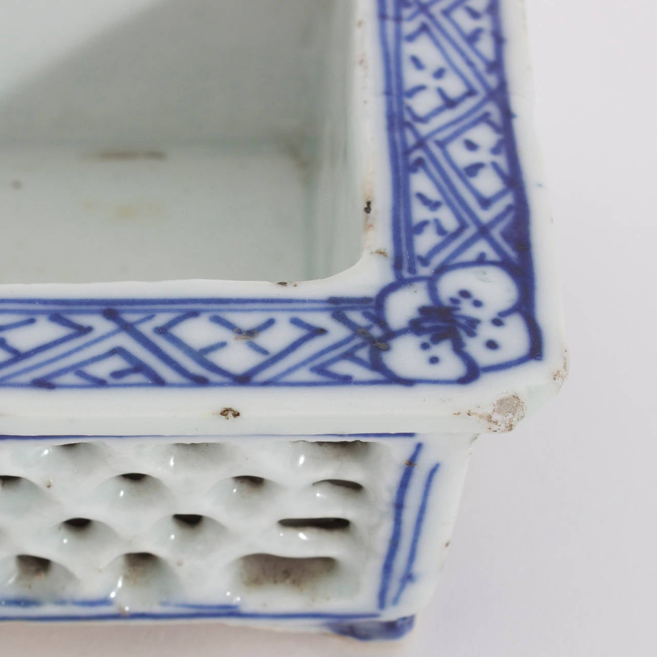 Chinese Export 19th Century Blue and White Narcissus or Bulb Tray