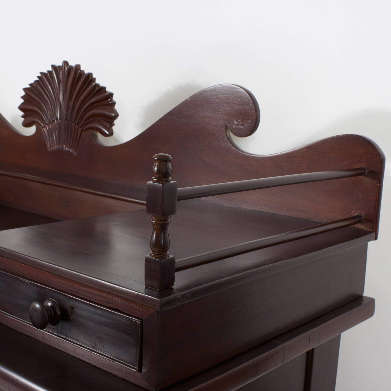 Robust 19th Century Jamaican Mahogany Server In Excellent Condition In Palm Beach, FL