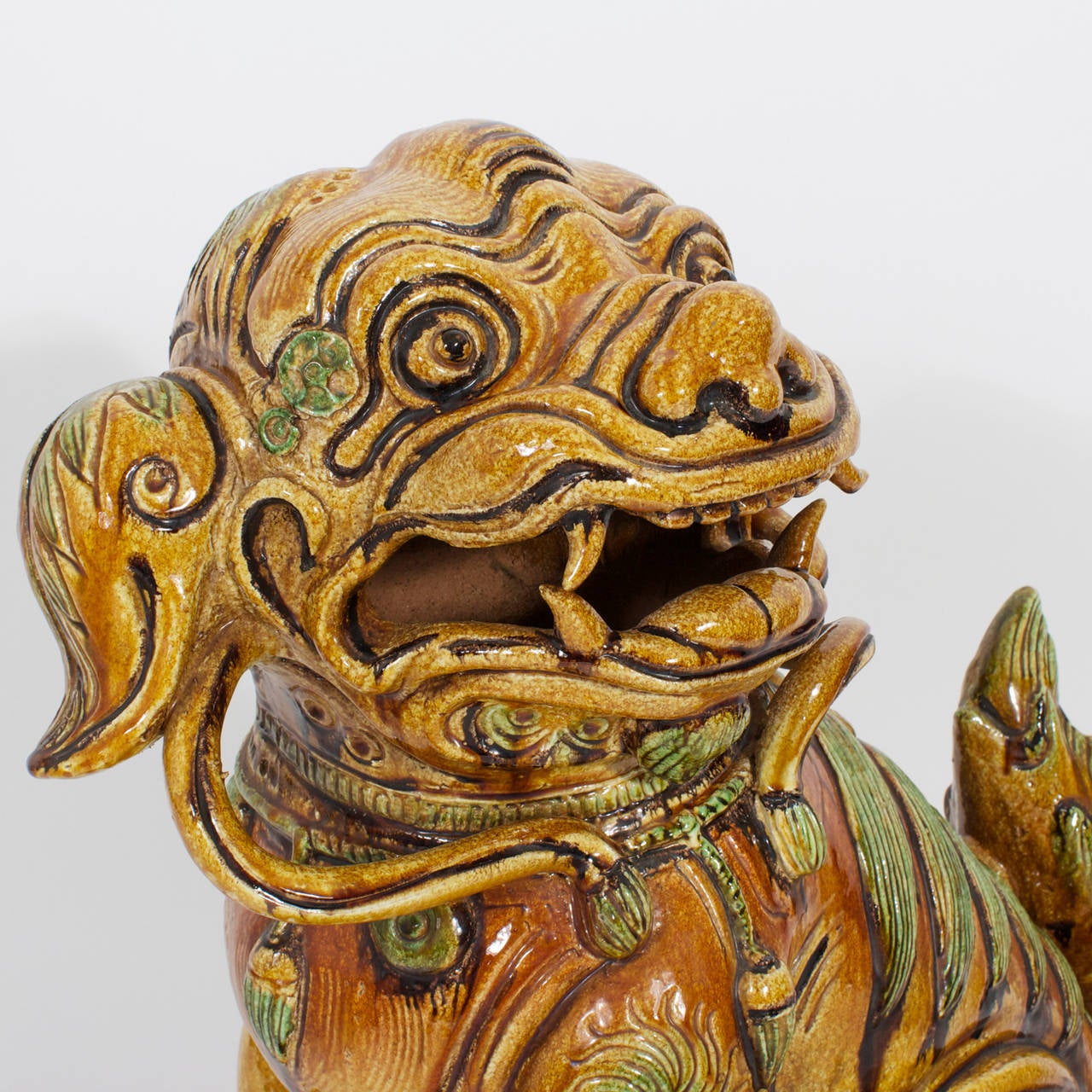 Chinoiserie Large Pair of Majolica Foo Dogs