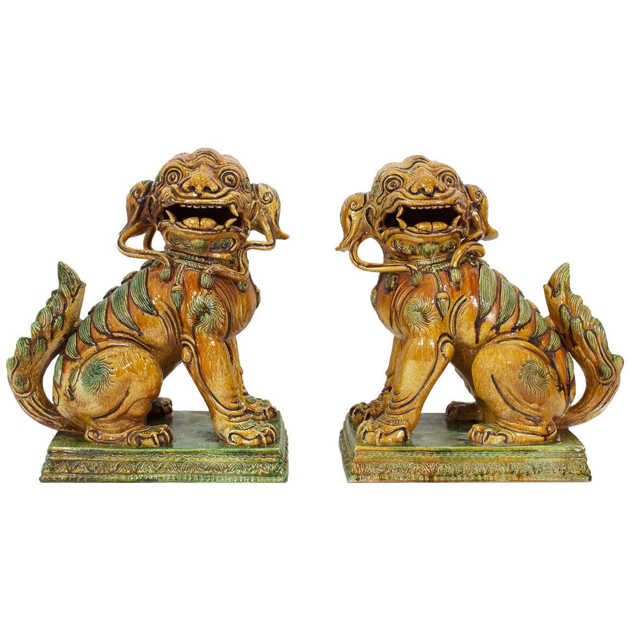 Foo dogs, ca. 1960, offered by FS Henemader Antiques Inc.