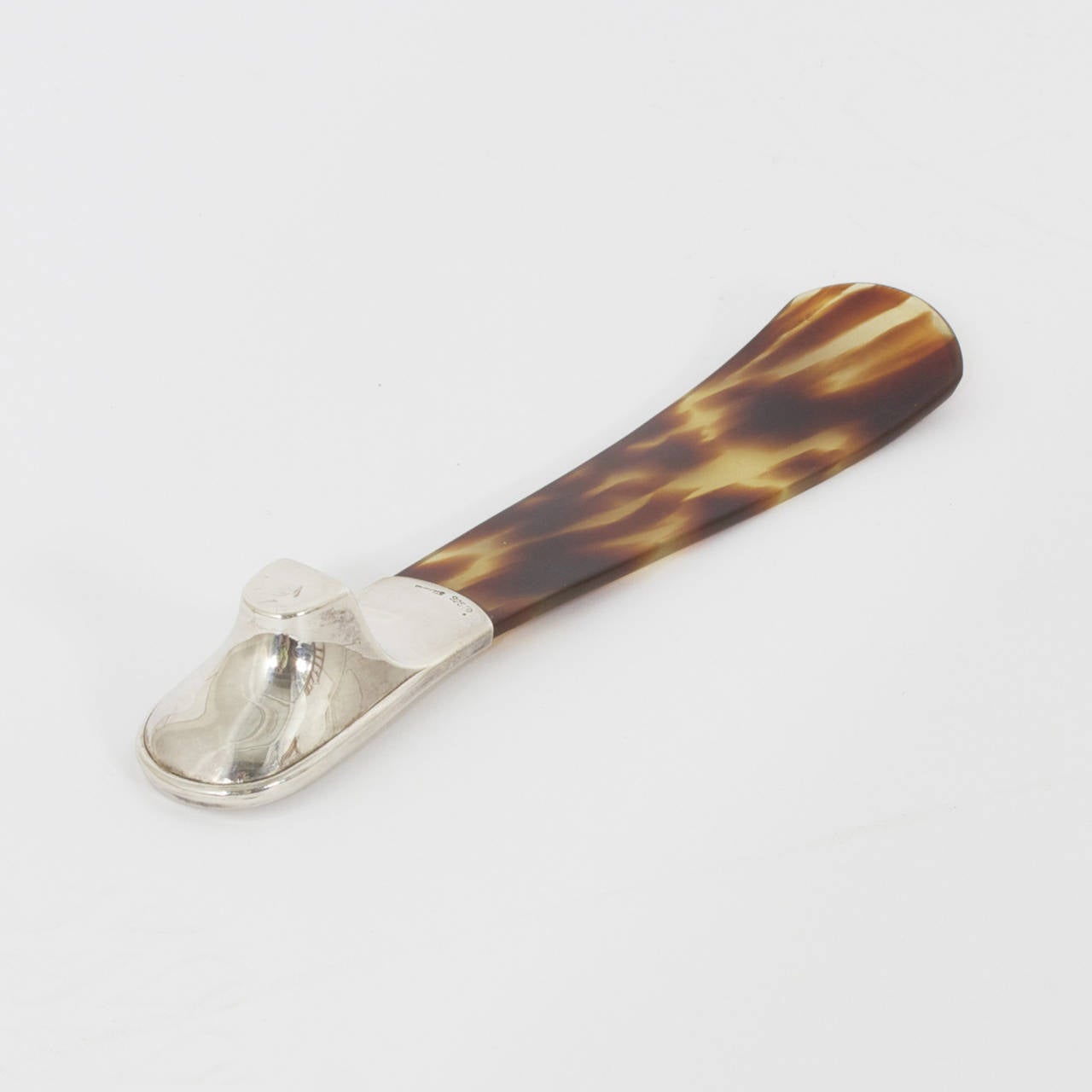 Faux Tortoiseshell Shoe Horn In Excellent Condition In Palm Beach, FL