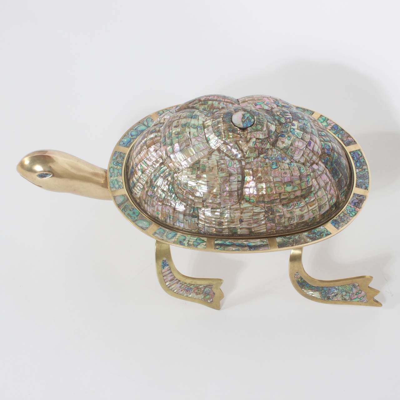 Abalone Turtle Serving Bowl In Excellent Condition In Palm Beach, FL