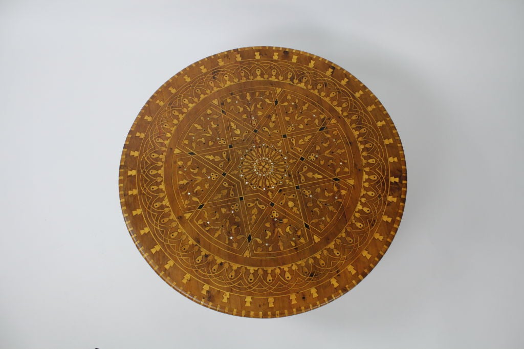 round moroccan table