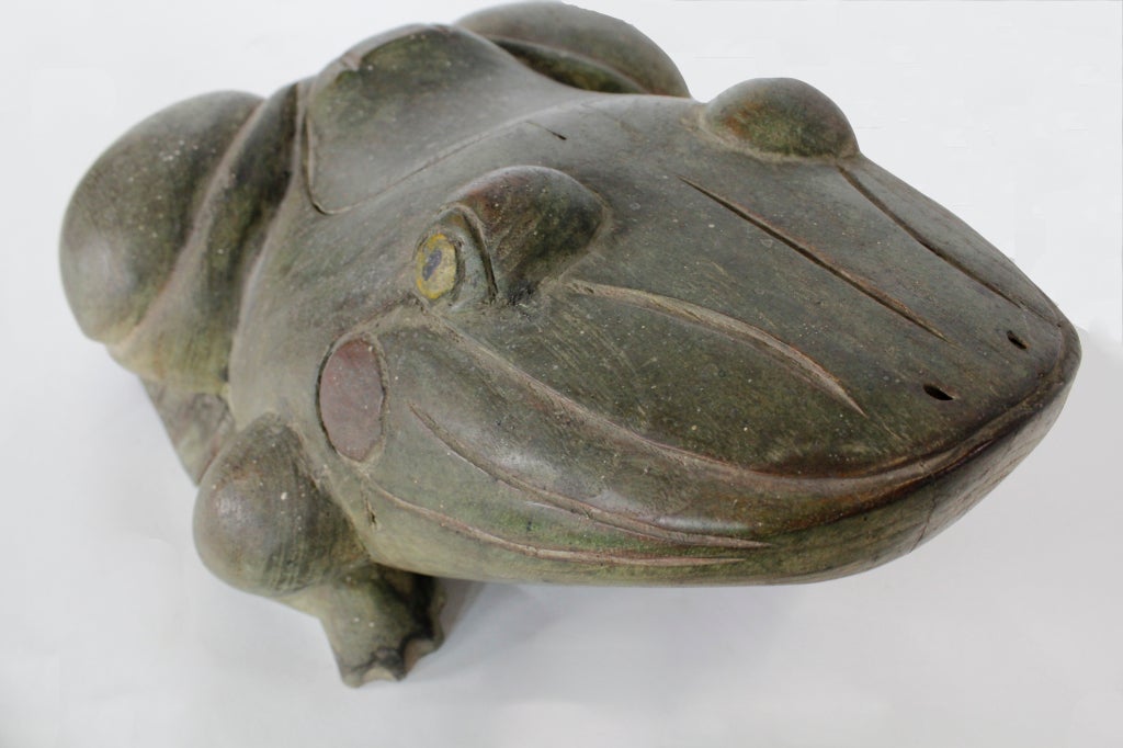 Large Carved Frog Box In Excellent Condition In Palm Beach, FL