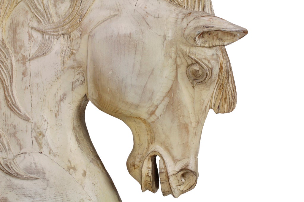 horse table