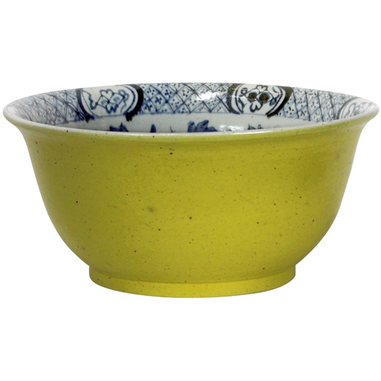 Large Chinese Export Blue and White Bowl with Yellow Exterior