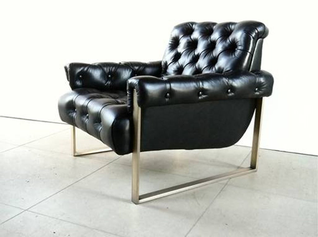 Rare pair of Milo Baughman bronze tufted leather armchairs, circa 1970s, USA. Newly reupholstered in black Italian leather, bronze-plated frame. 
Extremely comfortable and super sleek design in person. 

Additional measurements:
Seat: 15.5