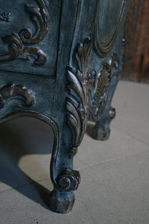 Pair of French Baroque Carved Wood Night Stands For Sale 2