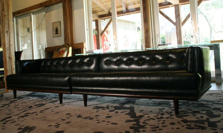 Mid-Century Modern Rare Monteverdi Young Tufted Leather Sofa Settee For Sale