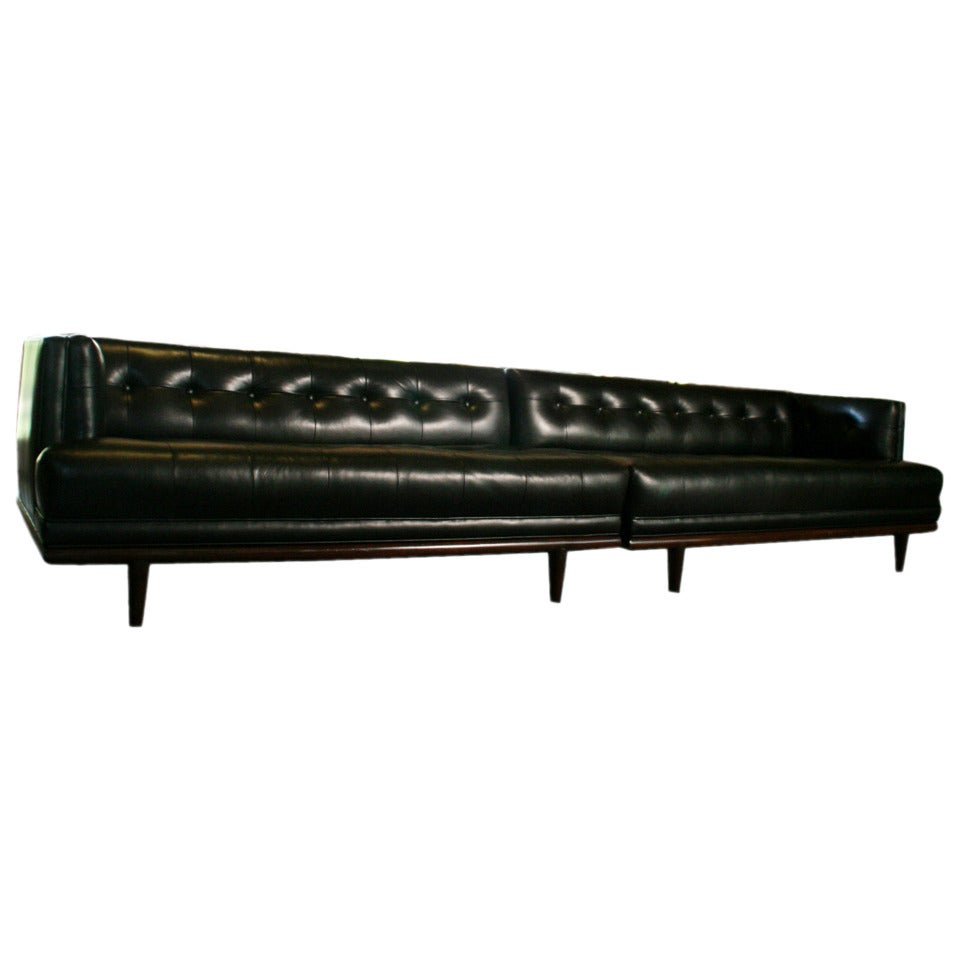 Rare Monteverdi Young Tufted Leather Sofa Settee For Sale