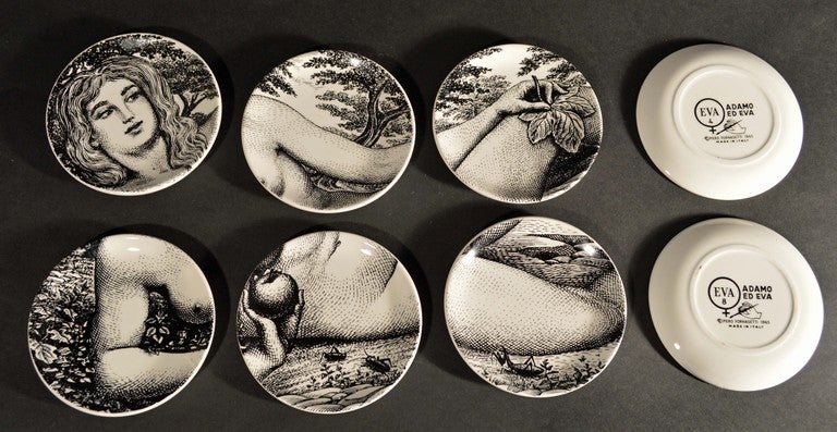 A Complete Set of Eight Piero Fornasetti Eve Coasters in Original Box,  In Excellent Condition In Downingtown, PA