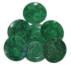 Un ensemble de douze grandes assiettes vintage Piero Fornasetti en malachite