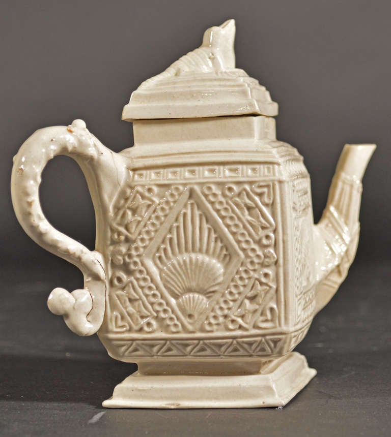 An English Salt-glazed Stoneware Teapot & Cover 1