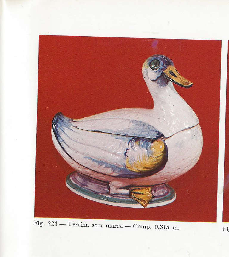 Portuguese Creamware Pottery Lifesize Model of a Duck, Real Fabrica da Louca 2