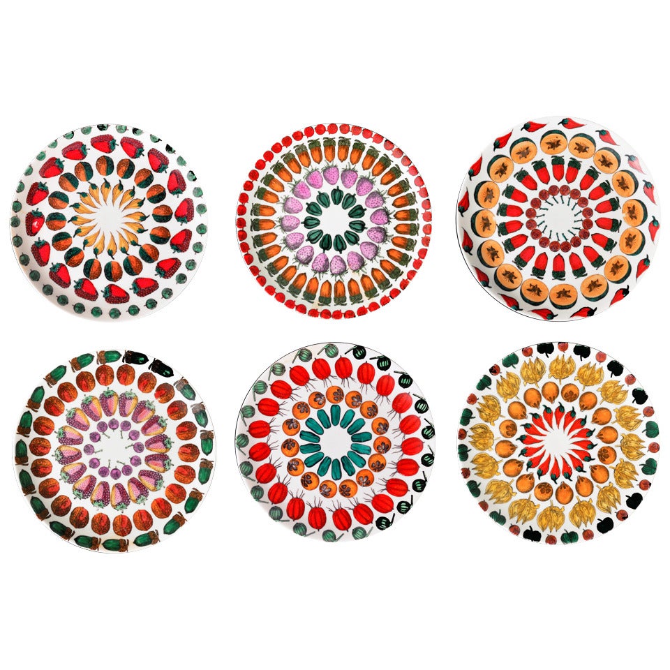 Spectacular Set of Six Large Piero Fornasetti and Giostra di Frutta Plates