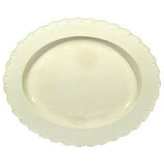 Monumental English Feather-Edge Plain Creamware Dish