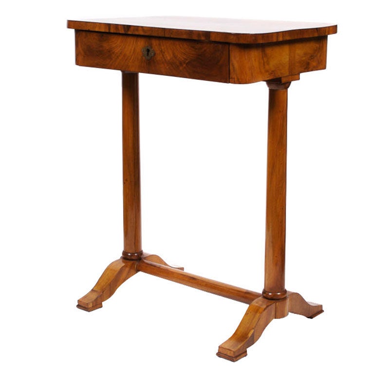 Austrian Biedermeier Sewing Table in Walnut, circa 1830 For Sale