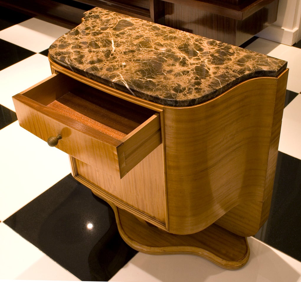 Marble Pair of Italian Sycamore Wood Bedside Tables, circa 1940s