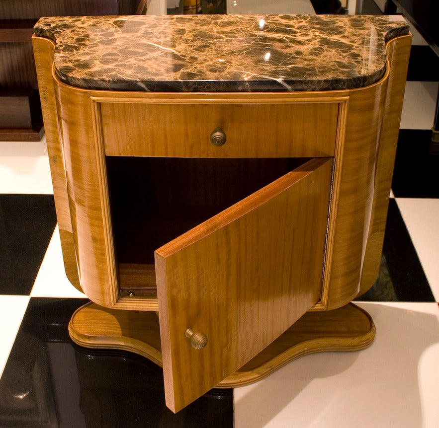 Pair of Italian Sycamore Wood Bedside Tables, circa 1940s 1