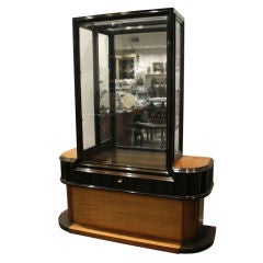 Art Deco Vitrine