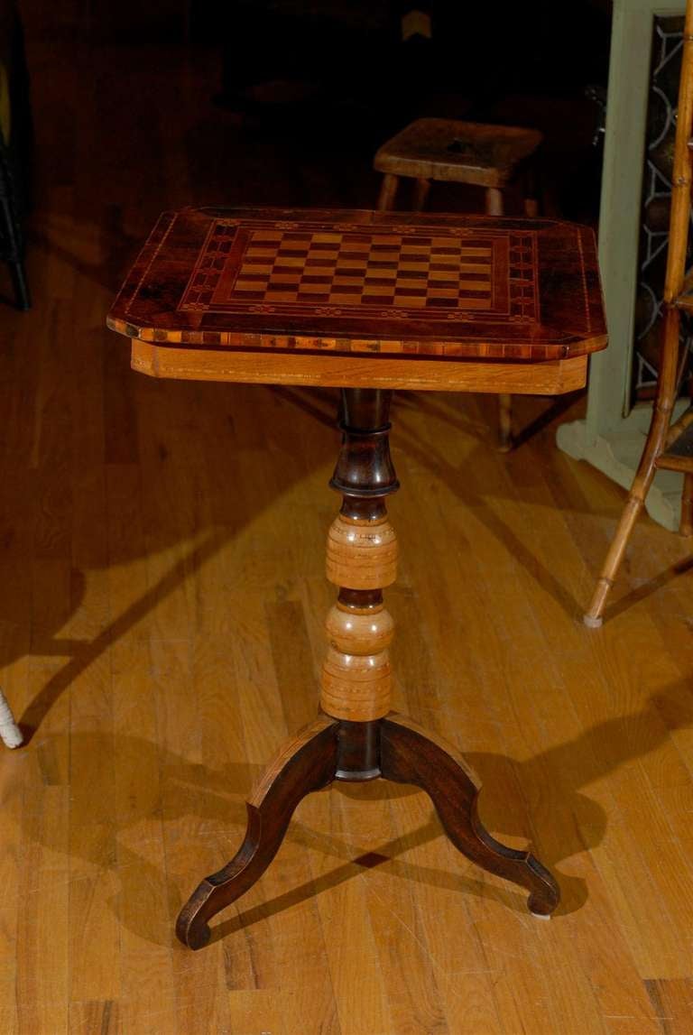 Late 19th Century Chess Table In Good Condition For Sale In Atlanta, GA