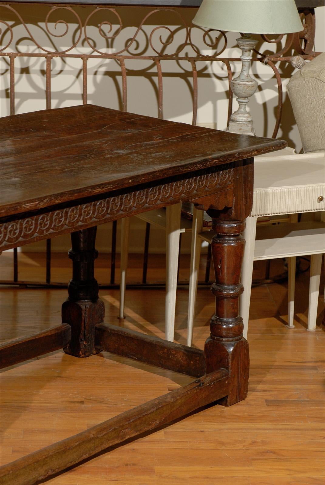 17th Century English Oak Refractory Table For Sale 4