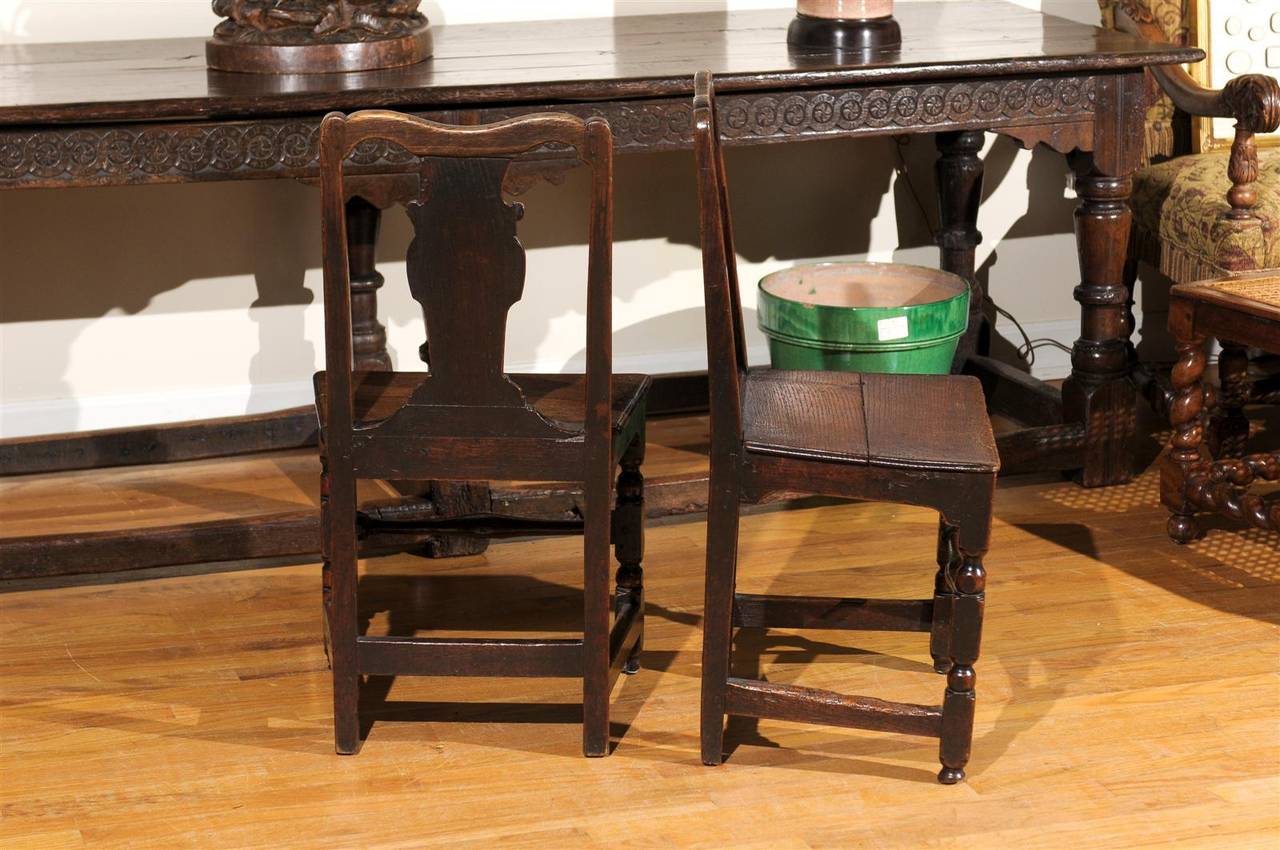Pair of English Oak Side Chairs 19th Century In Good Condition In Atlanta, GA