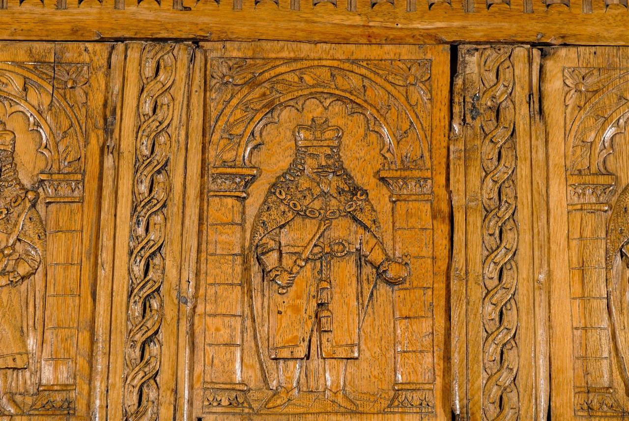 18th Century Carved English Heraldic Oak Panel 4