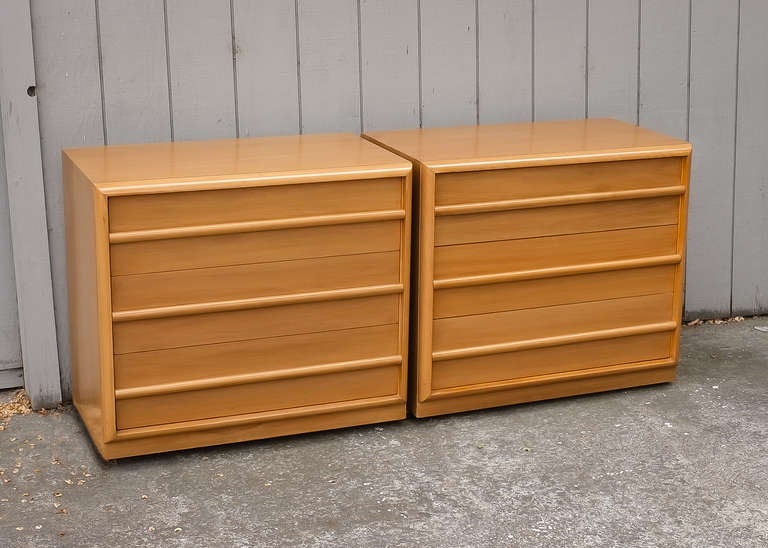 Mid-20th Century T.H. Robsjohn Gibbings for Widdicomb Dresser Duo