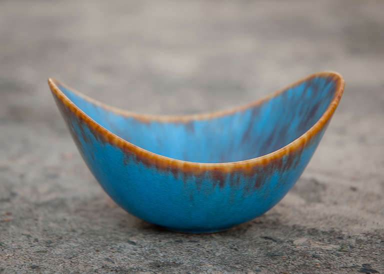Gunnar Nylund Miniature Blue Bowl for Rorstrand. 1