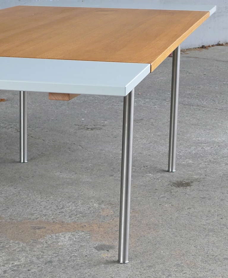 Beech Wegner Danish-Modern CH318 Table for Carl Hansen with 2 Leaf Extensions For Sale