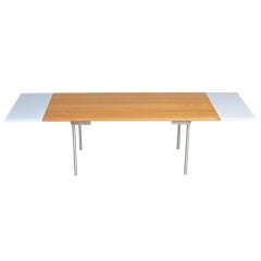 Wegner Danish-Modern CH318 Table for Carl Hansen with 2 Leaf Extensions