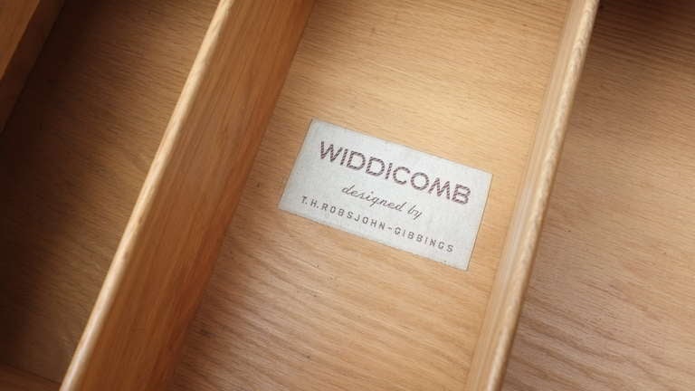 Robsjohn Gibbings for Widdicomb Bedroom Suite 2