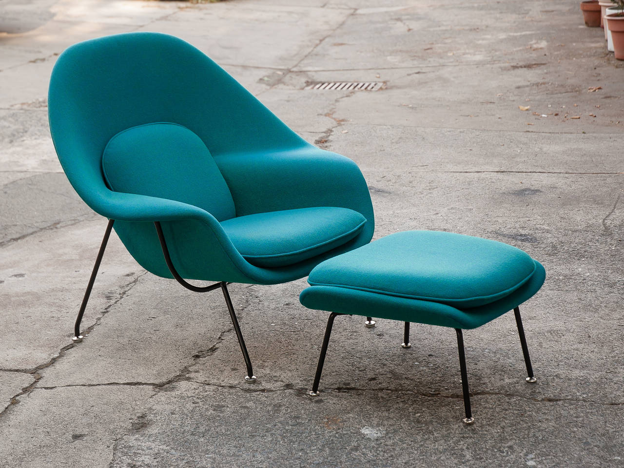 Mid-Century Modern Vintage Saarinen for Knoll Womb Suite with Chair, Ottoman and Settee