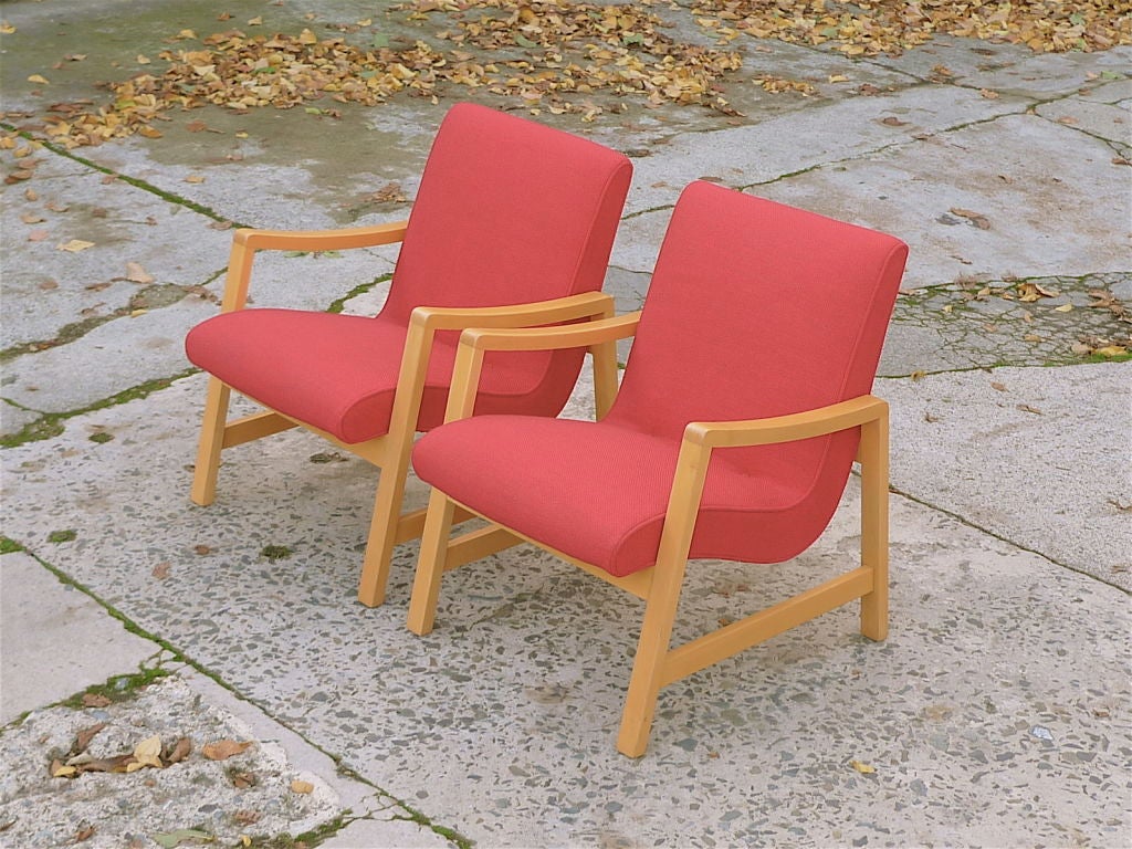 Jens Risom for Knoll Vintage Pair of Arm Chairs 4