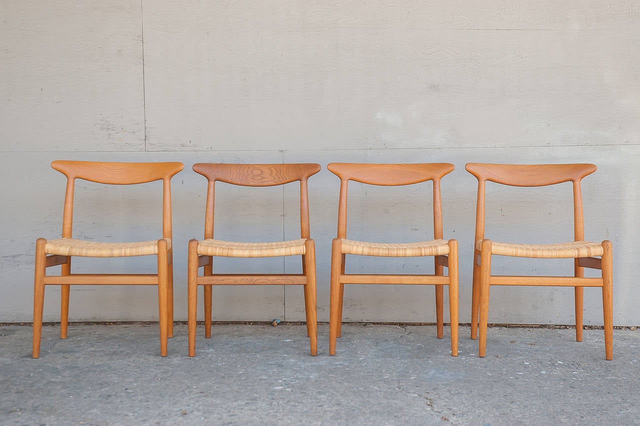 Oak Vintage Wegner Set of Four Dining Chairs