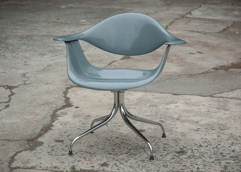George Nelson Vintage DAF Swaged Leg Lounge Chair for Herman Miller.
This rare design was only in production for four years from 1958-1964.  Conceived by Charles Pollack in 1954 for Nelson, this chair may be the most organic form ever produced by