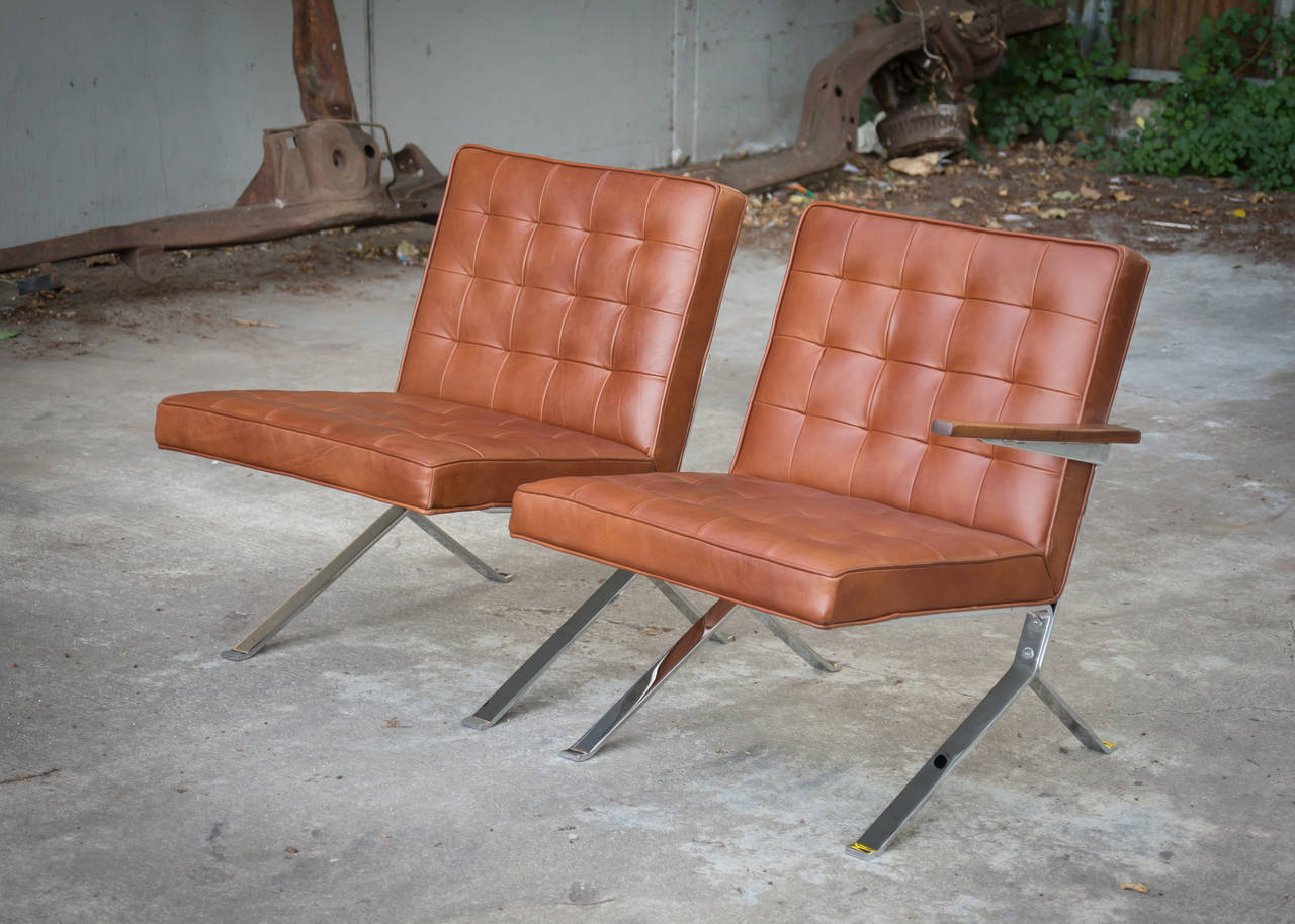 Pair of Royal Metal Leather lounge chairs inspired by Mies van der Rohe and Poul Kjaerholm.
Extremely rare mid-century US made Royal Metal Corporation chairs not likely to be seen for sale again anytime soon. See Abrams Design for Modern Living