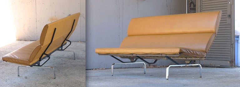 American Charles Eames Leather “Sofa Compact, ” for Herman Miller, 1954 For Sale