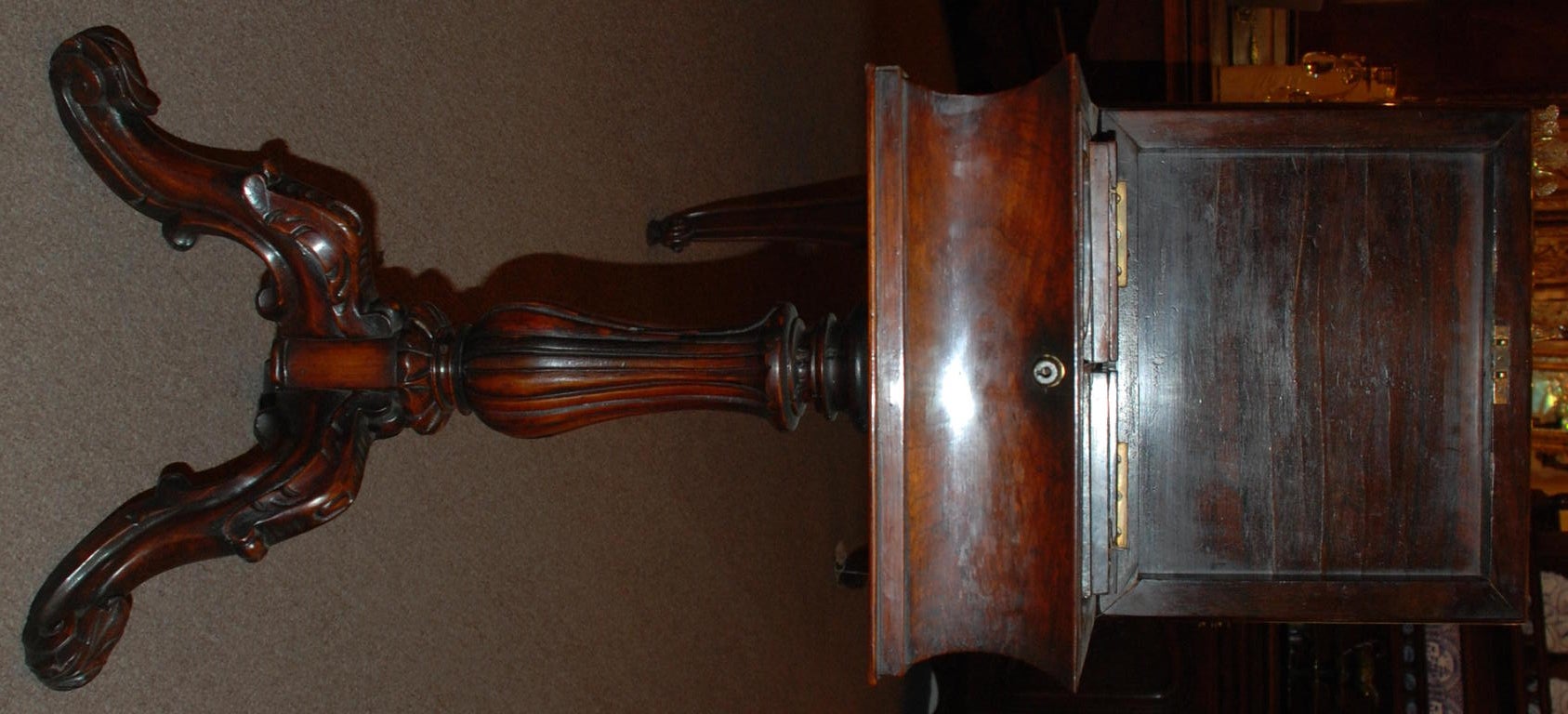 Antique English Rosewood Teapoy, c.1850-1860 In Excellent Condition In New Orleans, LA